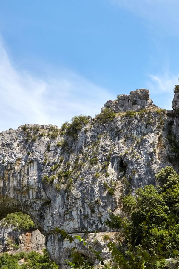 the-pont-d-arc-is-a-natural-stone-arch-in-the-ardeche-gorges-france